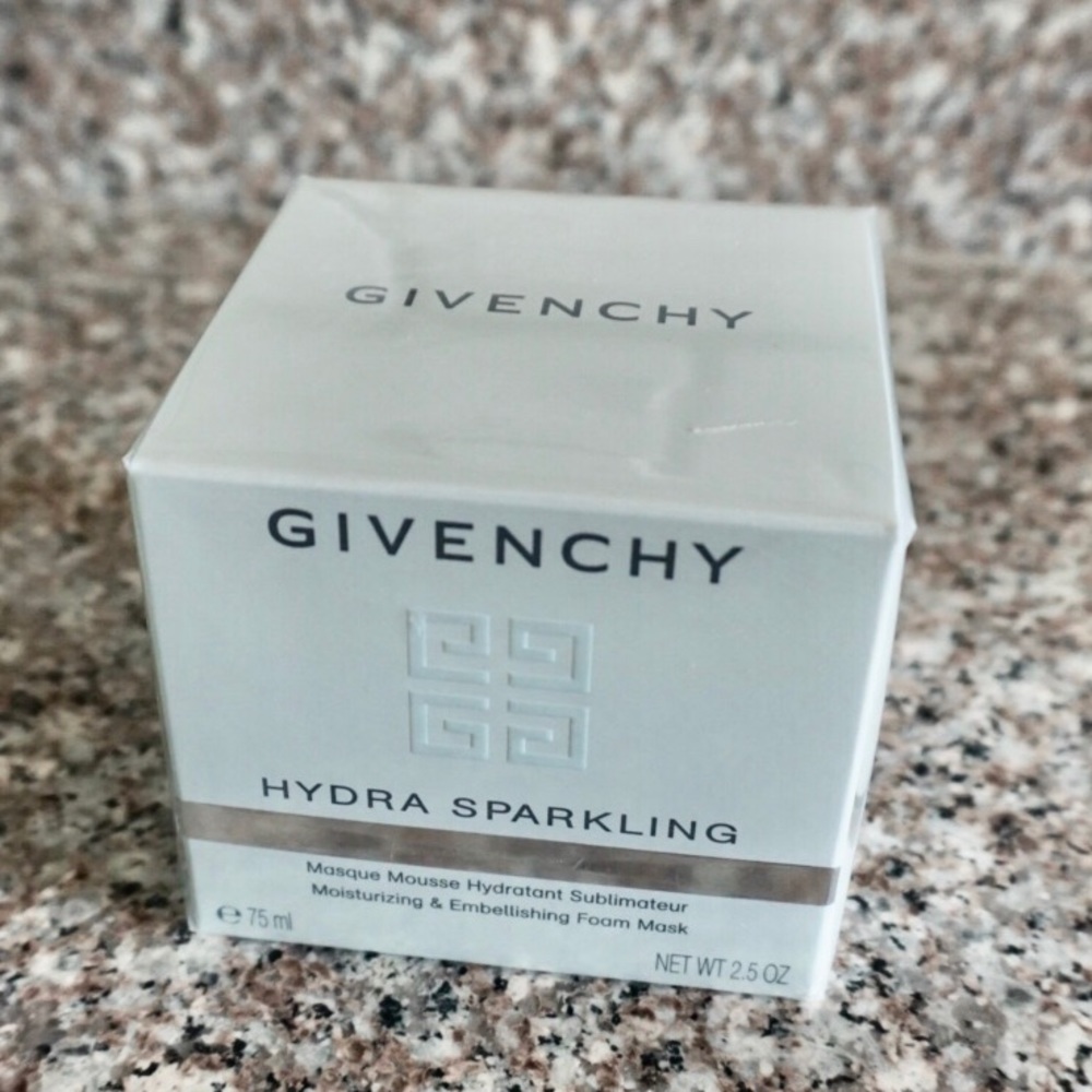 Givenchy Hydra Sparkling Moisturizing Cream